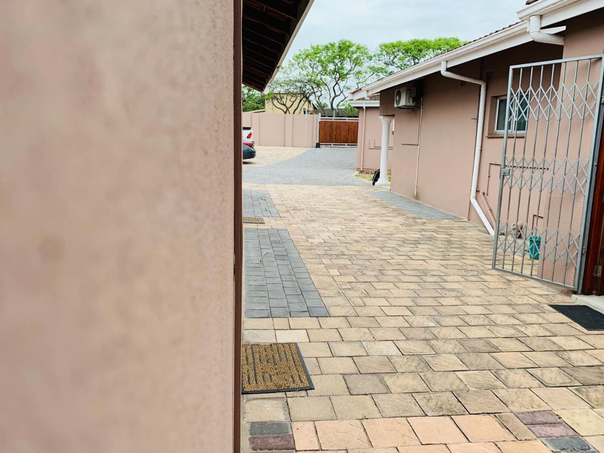 Sivande B&B Richards Bay Exterior foto